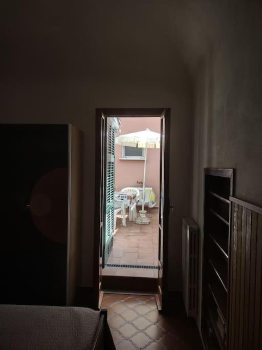 Silver Sands Finale Ligure - Traditional Apartment - 4 Beds & Terrace By The Beach Esterno foto
