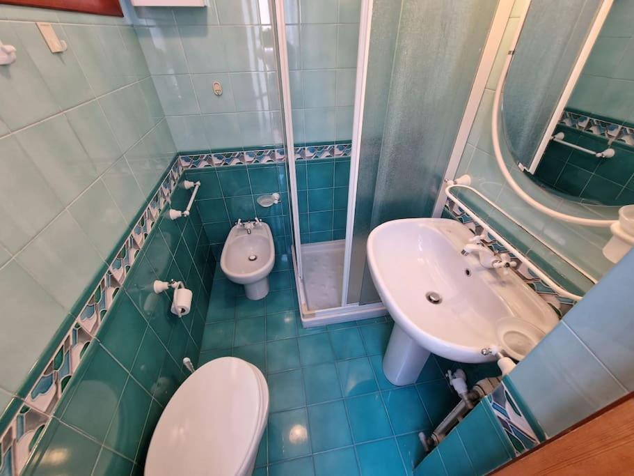 Silver Sands Finale Ligure - Traditional Apartment - 4 Beds & Terrace By The Beach Esterno foto